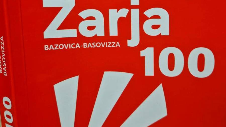 Logotip predstavlja vzhajajoče sonce, Zarjo v pravem pomenu besede