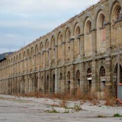 Silos je v zadnjih letih zaslovel po žalostnih zgodbah migrantov, ki so v njem živeli v nečloveških razmerah (ARHIV)