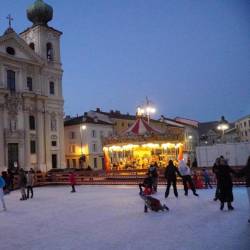 Drsališče in vrtiljak bosta obratovala vsak dan od 15. ure dalje (BUMBACA)