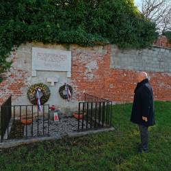 Župan Dipiazza včeraj na openskem strelišču (FOTODAMJ@N)