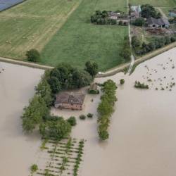 Emilijo - Romanjo so poleti in jeseni letos prizadele katastrofalne poplave