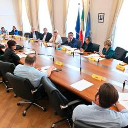 Paritetni odbor se je nazadnje sestal 27. oktobra 2023, ko so člani prisluhnili članici deželne vlade Alessii Rosolen (ARHIV)