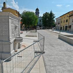 Nabrežinski trg pridobiva novo obliko (FOTODAMJ@N)