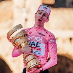 Letošnji zmagovalec rožnate dirke Tadej Pogačar (FB/GIRO D'ITALIA)