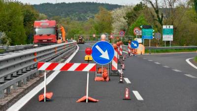 Nadvoz pri Sesljanu bo do srede, ob 20. uri, zaprt za promet (FOTODAMJ@N)