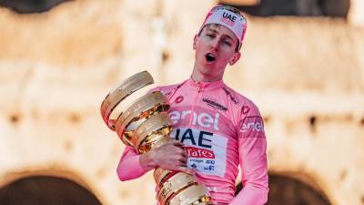 Letošnji zmagovalec rožnate dirke Tadej Pogačar (FB/GIRO D'ITALIA)