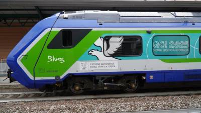 Vozilo je eno izmed prvih iz serije vlakov nove generacije Blues, s katerimi v Deželi FJK želijo nadomestiti starejše modele (BUMBACA)