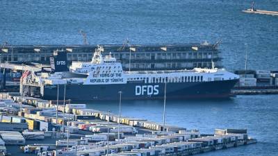 Ladja Olympos Seaways v Trstu (FOTODAMJ@N)