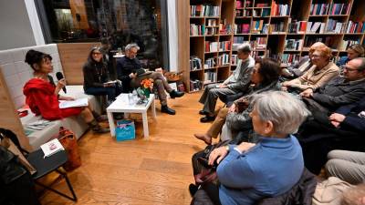 Z leve Patrizia Raveggi, Patrizia Dughero in Simone Cuva v Tržaškem knjižnem središču (FOTODAMJ@N)