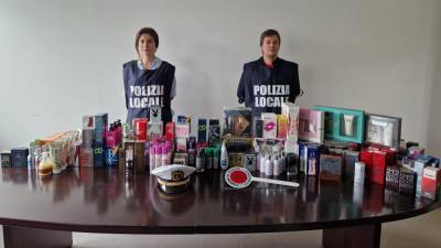 Zaseženi kozmetični izdelki (LOKALNA POLICIJA)