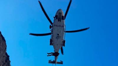 Helikopter gorske policijske enote, fotografija je simbolična (GORSKA ENOTA POLICIJE)