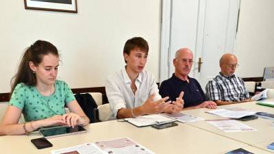 Vsebine so predstavili Ksenija Kosmač, Jakob Tul, Martin Brecelj in Tomaž Simčič (FOTODAMJ@N)