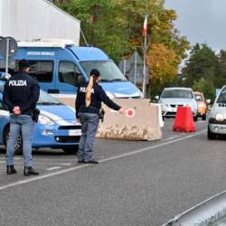 Poostrene kontrole na meji se bodo nadaljevale (FOTODAMJ@N)