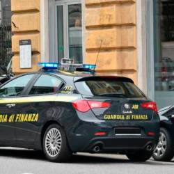 Finančna policija (ARHIV)