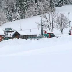 Ski Bor v Črnem vrhu (SAŠA DRAGOŠ/PRIMORSKE NOVICE)