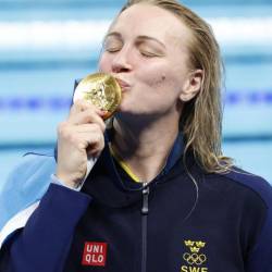 Švedska plavalka Sarah Sjöström po zmagi olimpijskega zlata (ANSA)