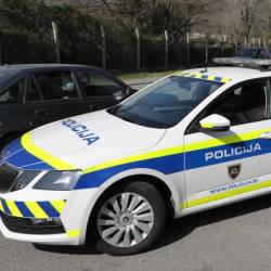 Ugrabljenke je na poti proti Italiji prestregla slovenska policija, svojo zgodbo so zaupale novinarki Repubblice (fotografija je simbolična)