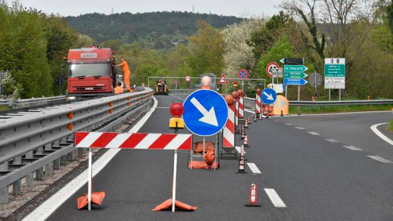 Nočna zapora med Prosekom in Sesljanom