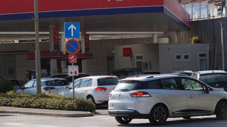 Od jutri v Sloveniji višja cena goriv