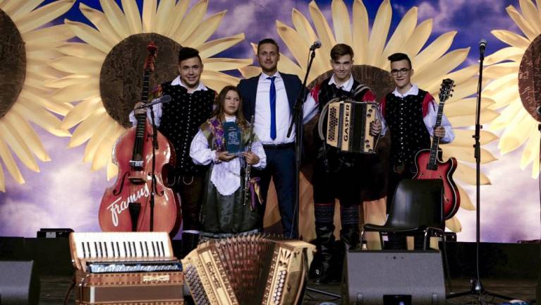 Na festivalu Števerjan slavil ansambel Gašperja Mirnika