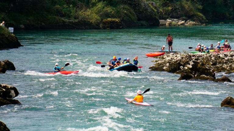 Soška regata vroča in uspešna