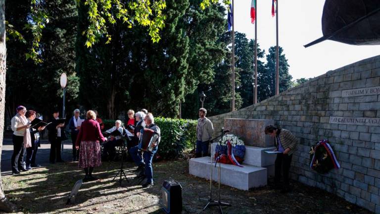 Polaganje vencev na Tržaškem