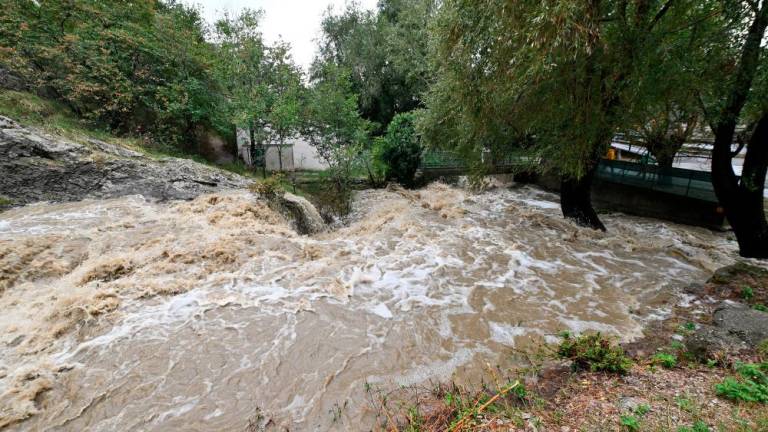 Rekordno deroča Glinščica in izvir na Jami