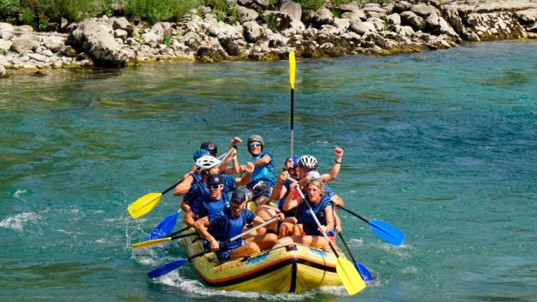 Soška regata vroča in uspešna