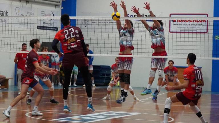 SloVolley do točke, visok poraz Jadrana