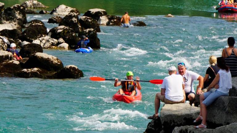 Soška regata vroča in uspešna