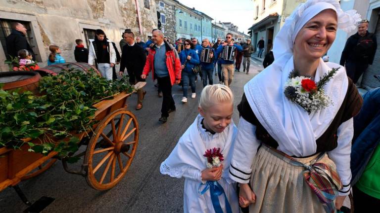 Na Proseku veselo martinovali