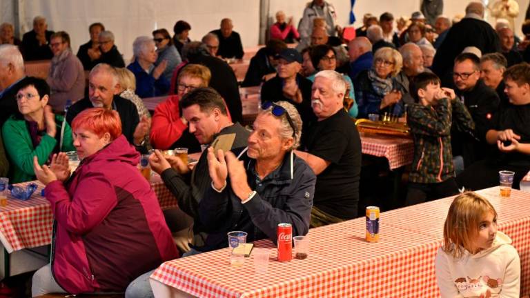 Kraški Oktoberfešt privabil množico ljudi