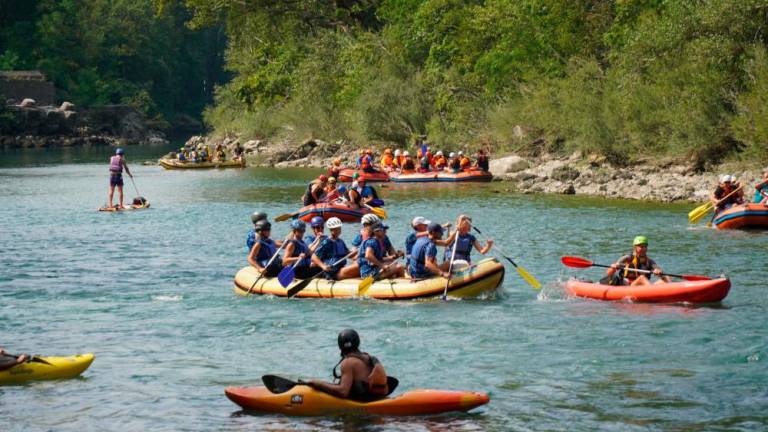 Soška regata vroča in uspešna