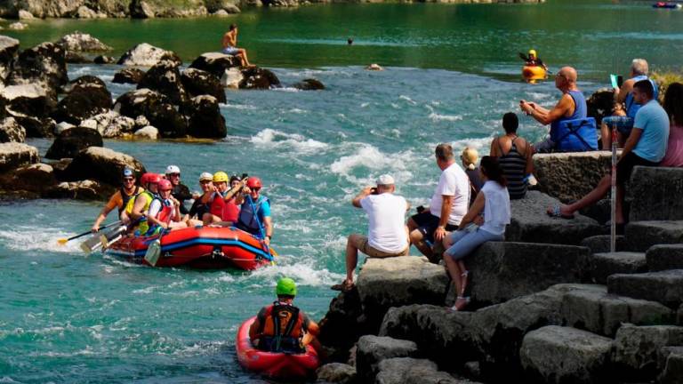 Soška regata vroča in uspešna