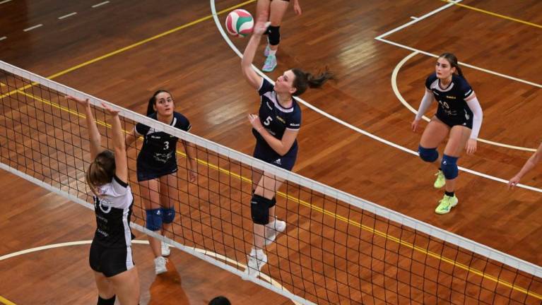 Izgubile vse ekipe, SloVolley in Zalet osvojila točko