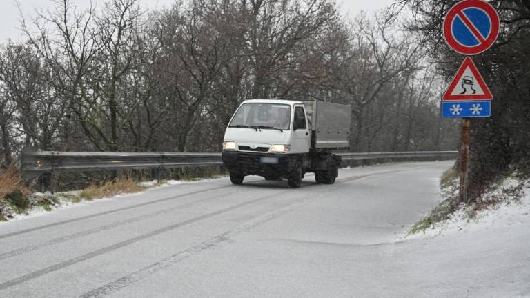 Zimska oprema od jutri obvezna