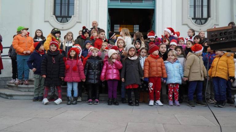 Pričakovanje praznikov v znamenju lepih misli in želja