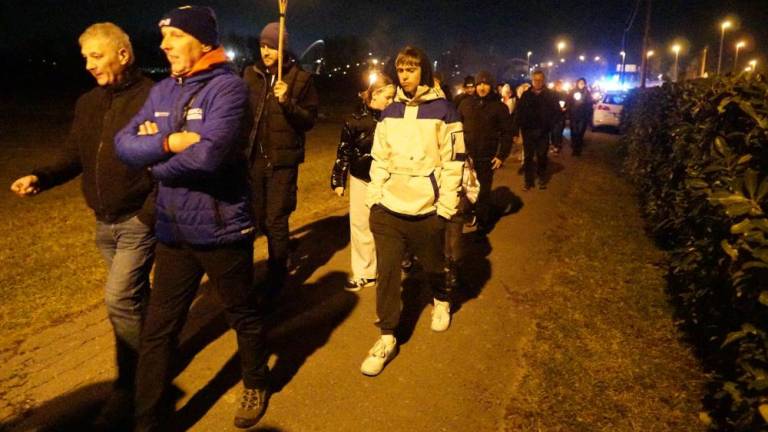 Človekoljubna baklada spet povezala Štandrež in Vrtojbo