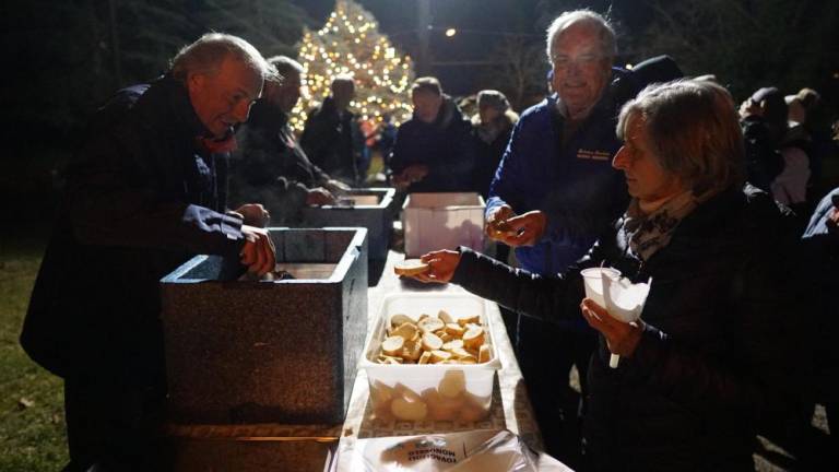 Človekoljubna baklada spet povezala Štandrež in Vrtojbo