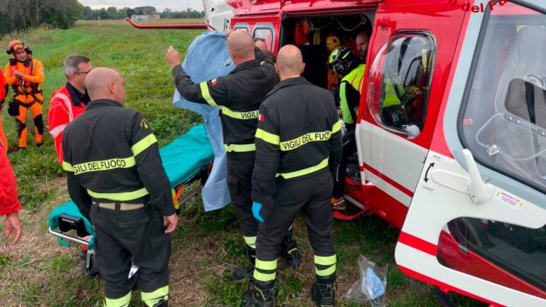 V vodi ob bregu reke Medune našli pogrešano žensko