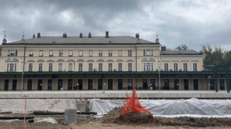 104-kilogramsko angleško letalsko bombo ob novogoriški železniški postaji bodo onesposobili v nedeljo