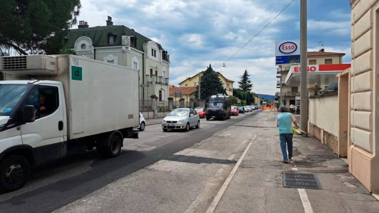 Prometni kolaps zaradi del v Tržaški ulici