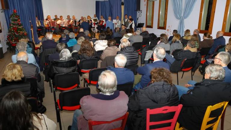 Pričakovanje praznikov v znamenju lepih misli in želja