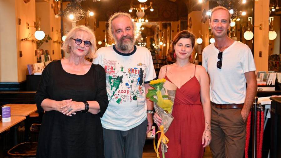 Z leve Irena Urbič, Miljenko Jergović, Monika Herceg in Martin Lissiach (FOTODAMJ@N)